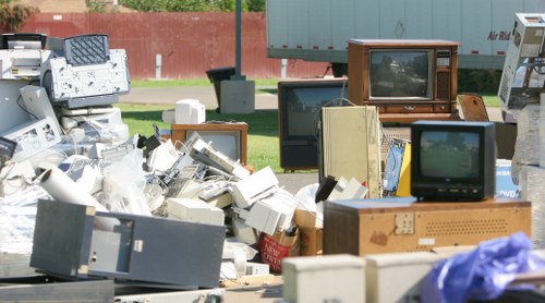 A structured complaint resolution process for rubbish removal